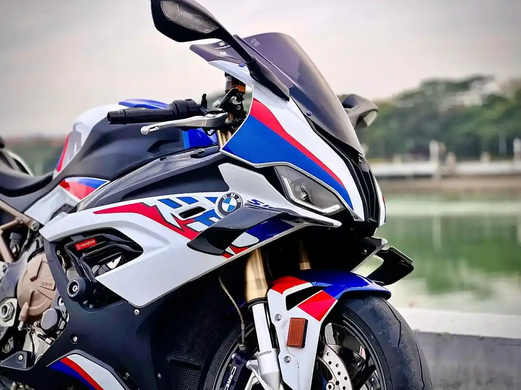 【车型名称】宝马s1000rr m小贸 【车款年份】2020 - 抖音