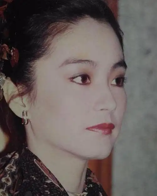 这些林青霞年轻时的美照,相信没几个人见过