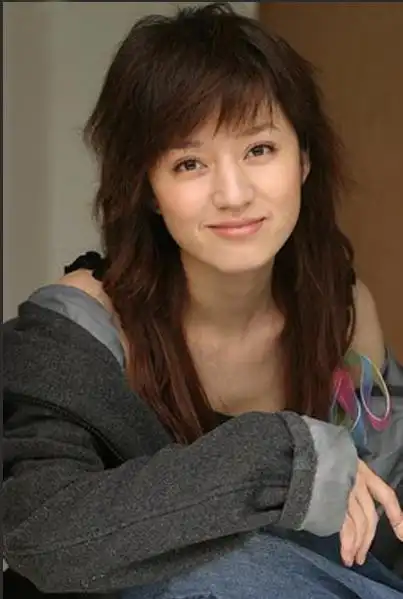 郭京飞牵手鲍莉:闪婚16年我们"都挺好"