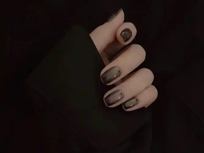 黑色美甲纯欲黑色气质美甲