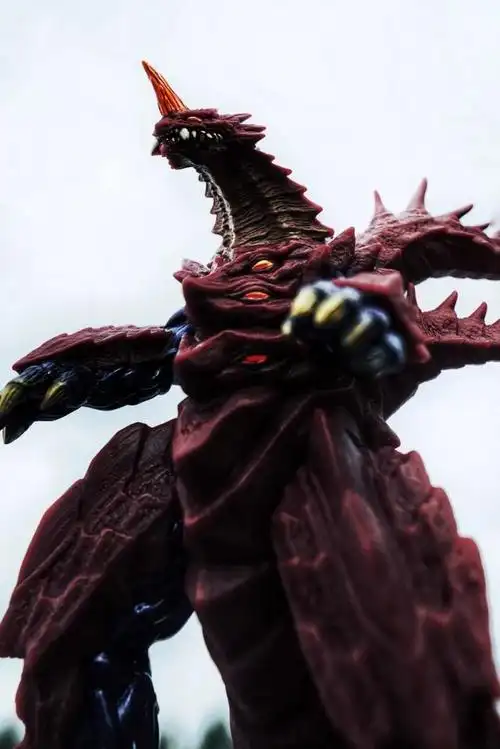 魔格大蛇又叫大魔王兽玛伽大蛇,初登场于《欧布奥特曼》,也是整部剧集