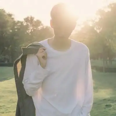 好看的头像图片霸气男冷酷