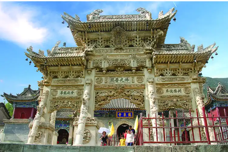 五,五台山风景区大门牌楼