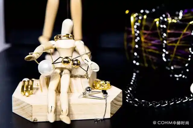 如何用陈列让你的珠宝变高级?