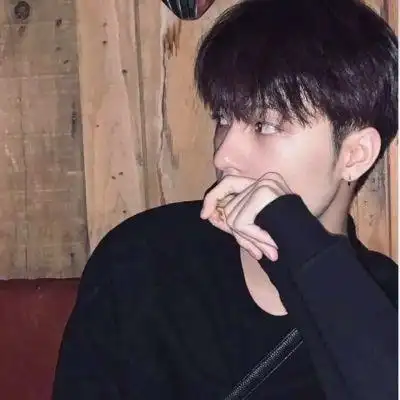 标签:男生头像,帅哥,非主流