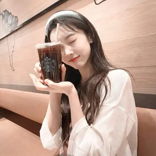 宣璐头像 拿图扣