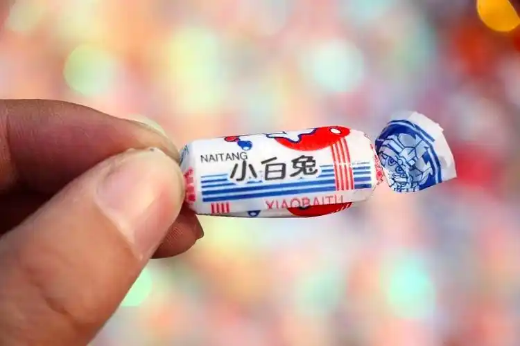 "小白兔"奶糖