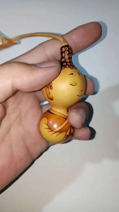 在葫芦上画画,是不是非常的好看呢?