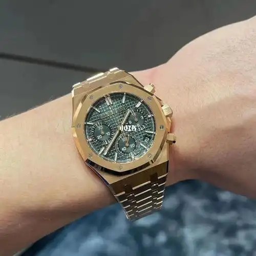 爱彼50周年全金绿盘 不扣卡 特价#手表  #爱彼皇家橡树  #爱彼