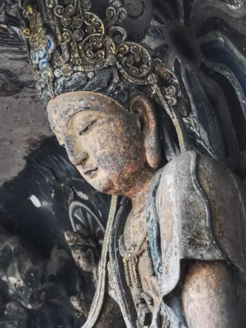 安岳石刻|毗卢洞-紫竹观音 眉宇间是两宋的回望 手起落是三界的风雅