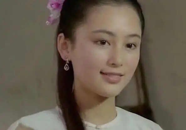 陈飞宇夸赞妈妈陈红有世界上最好看的侧脸在家都是陈凯歌做饭