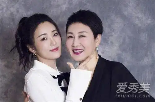 张可盈爸爸个人资料照片背景介绍