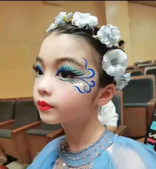 苏州上门化妆六一儿童节妆容演出儿童舞台妆