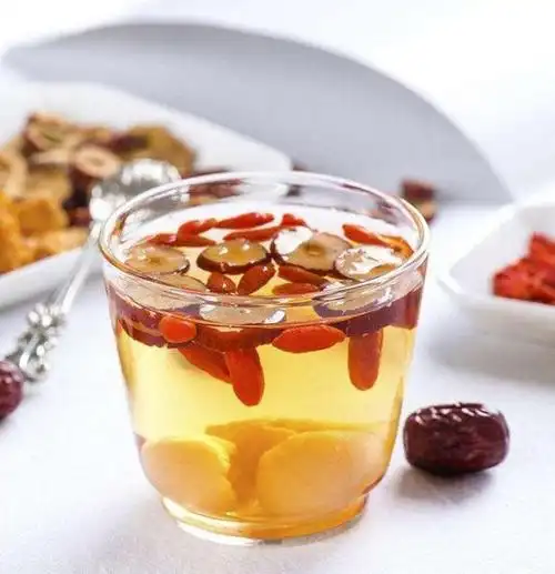 红枣枸杞泡水喝的功效与作用