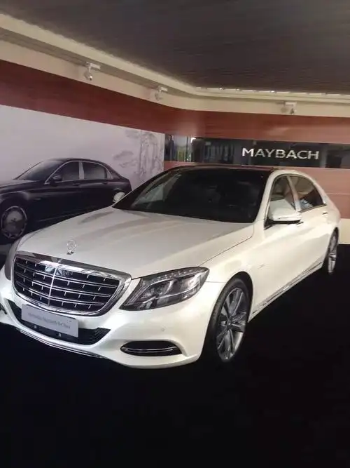 台州唯一一台白色迈巴赫到店赏车