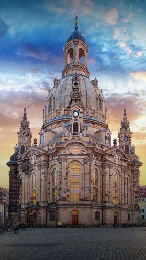 世界风格迥异的建筑(之一)