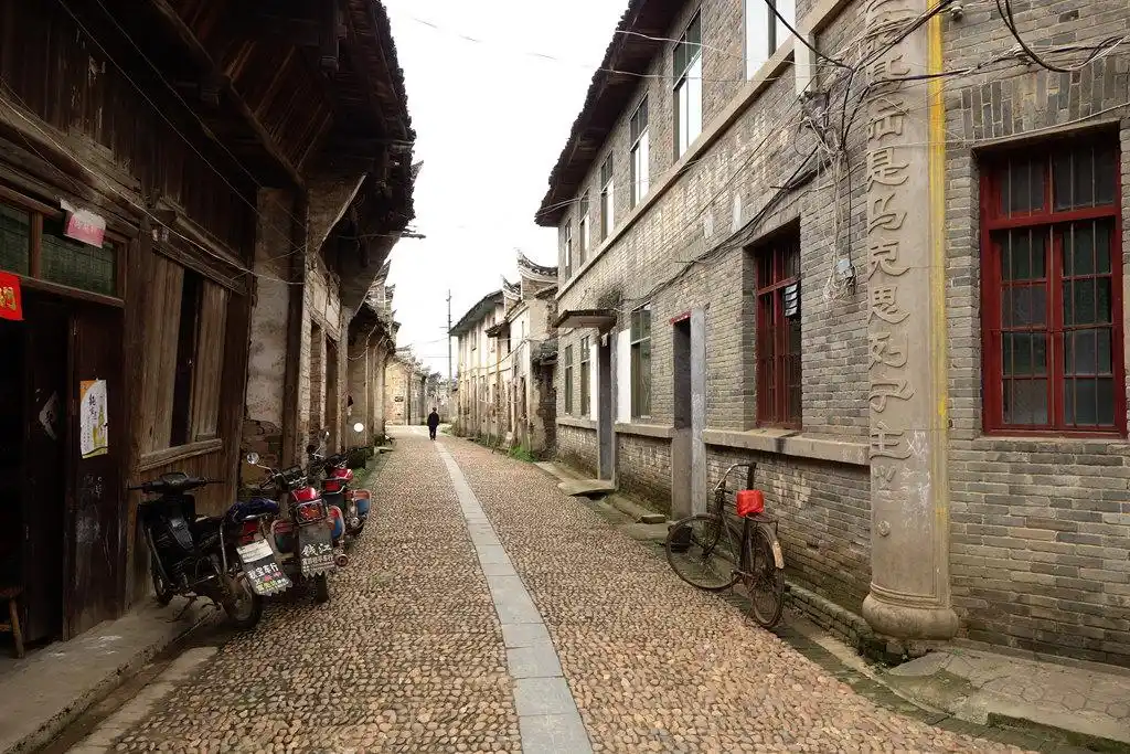 距今已有1800年历史,知道的人还很少|祠堂|古镇|富田_新浪新闻