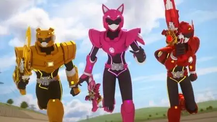 迷你特工队弗特变身坦克