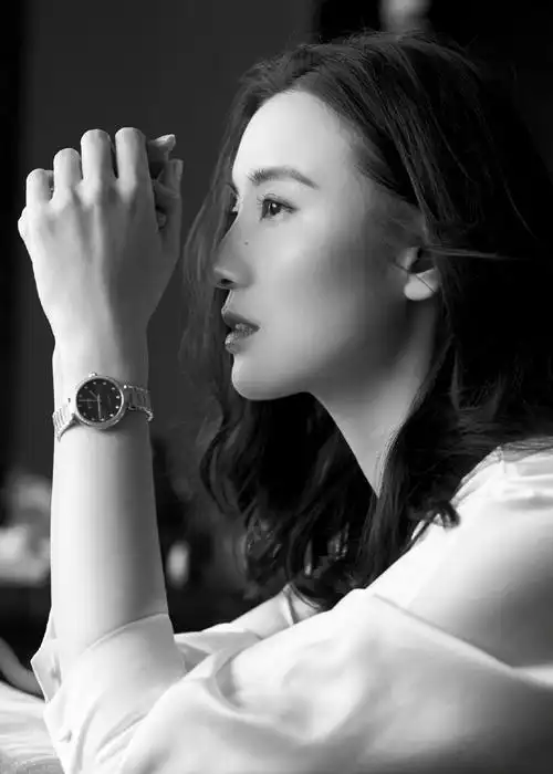 宋佳清新秀丽写真图片