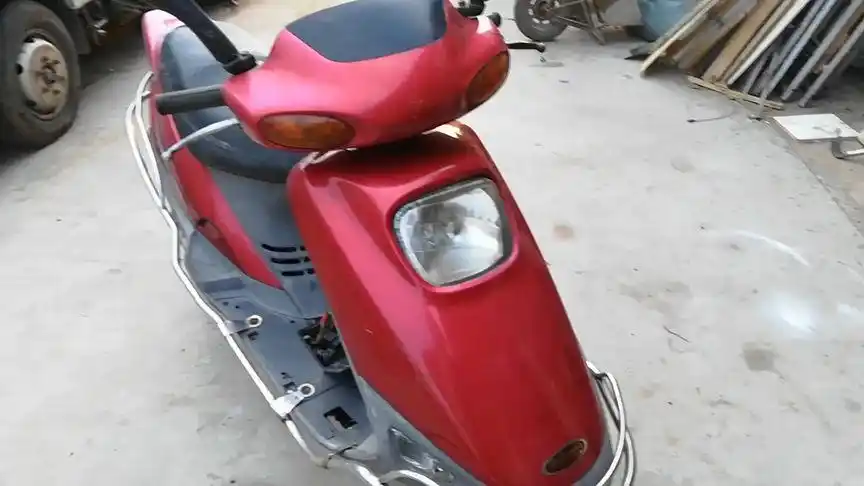 三阳125踏板摩托车小风速