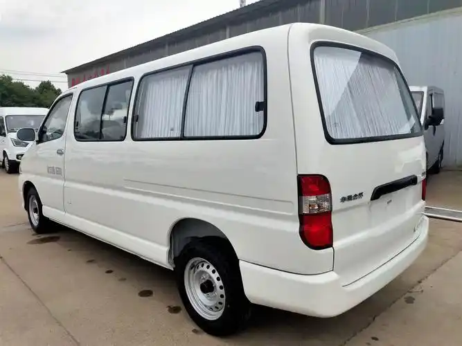 金杯新快运殡仪车1