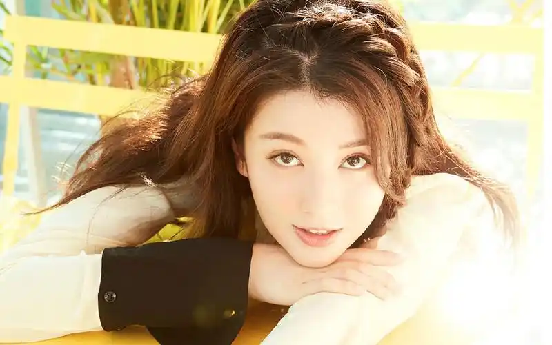 欢乐颂乔欣唯美写真图片桌面壁纸