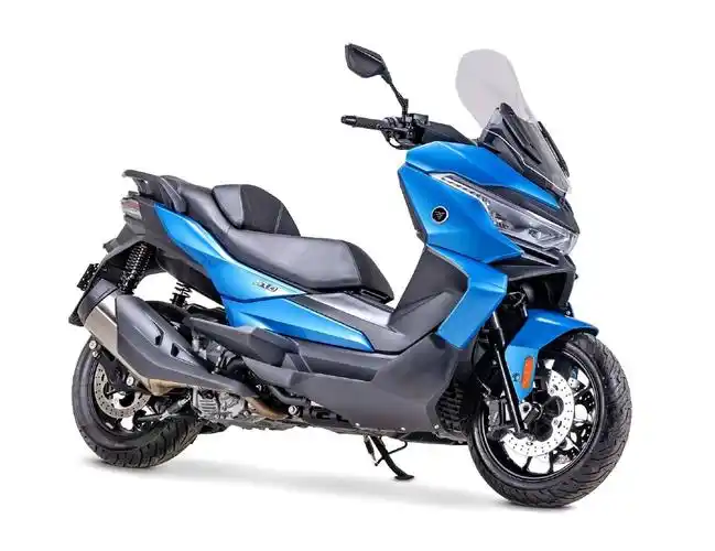 无极宝马血统350t大踏板发布引出隆鑫背后鲜为人知的故事