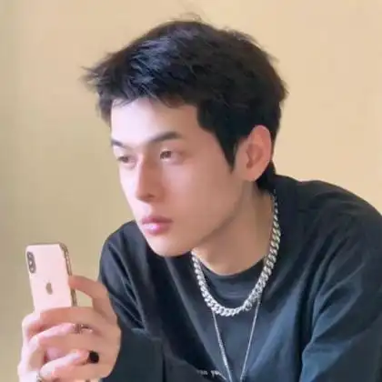 精致帅哥头像,高清五官精致的帅哥照片头像