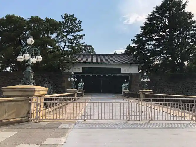 皇居正大门,我们只能远远看着