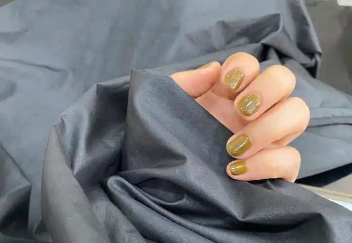美甲简约纯色夏天美甲