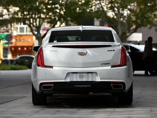 亚洲龙都不想要了,凯迪拉克c级豪车降至21.5w,面子媲美5系,e级