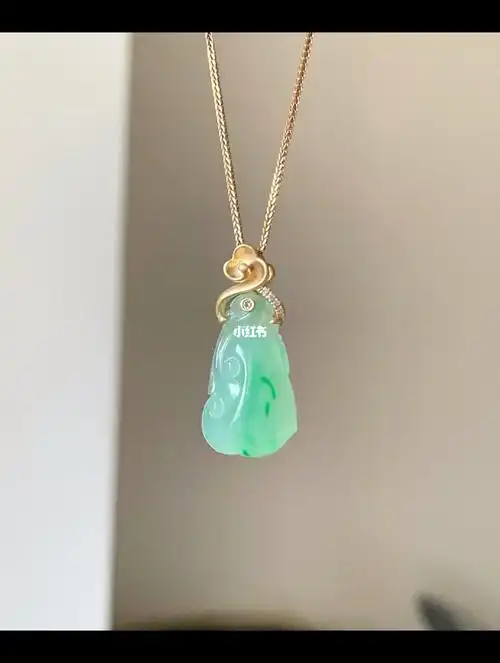 祥云如意18k金镶嵌如意吊坠