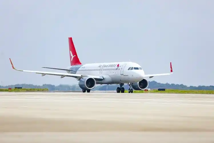 湖南航空12月19日起新开长沙烟台长白山昆明南京长白山航线