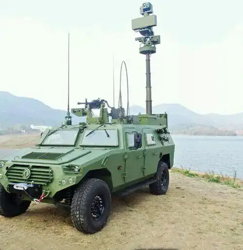 摩步营"猛士"装甲战场侦察车