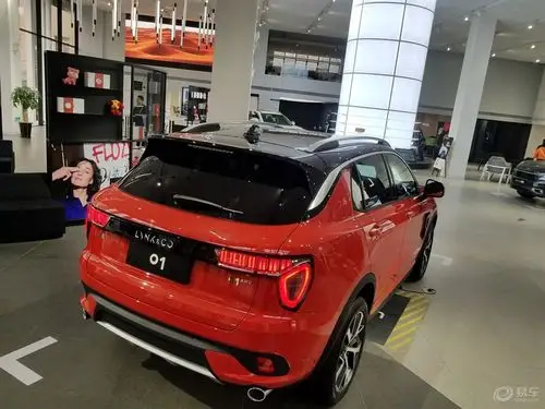 【红色01,帅!】_领克01社区图片集锦_汽车论坛-易车网