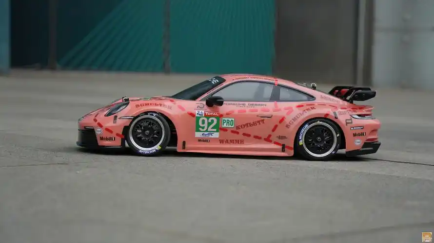 又做一只粉猪田宫保时捷911gt3992