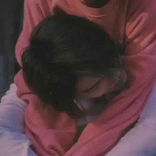 高清真人情头一人一张 | 抖音最火的情侣头像