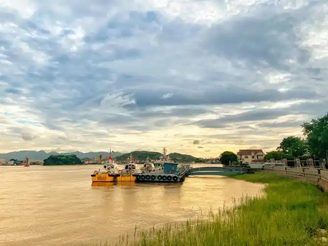 台风来临前邂逅最美的宁波