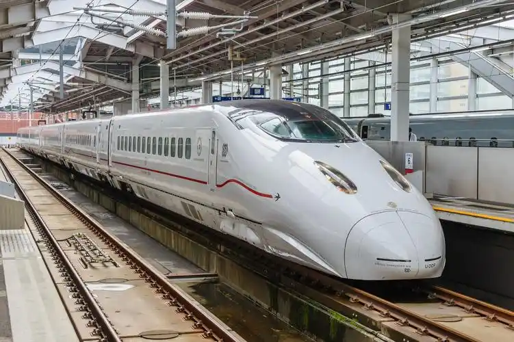 作为日本现如今国家象征之一的新干线,当年竟然是骗出来的