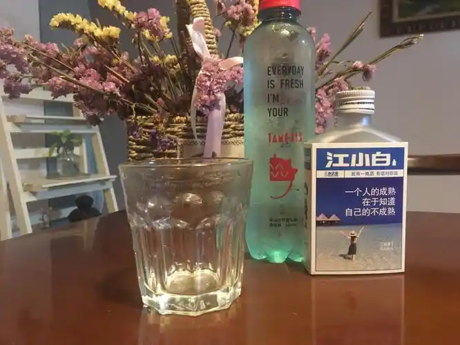 老板再来一瓶江小白!这样混饮太好喝了!