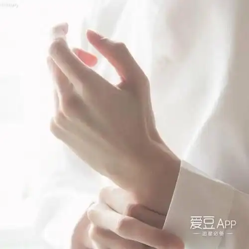 [杨洋][分享]170115 杨洋的手又是一大杀器!手控深陷而不自知