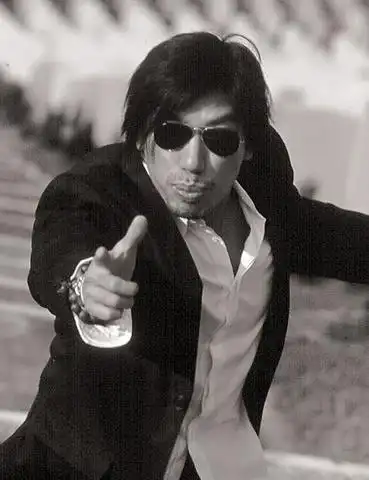 乌鸦张耀扬一组写真,魅力无限啊!