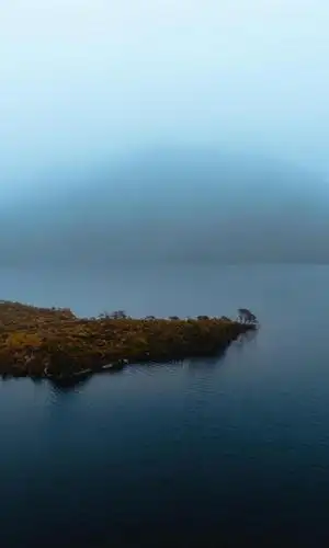 湖水的迷人风景