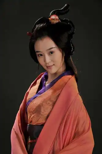 刘竞《倚天》《三国》热拍 大乔典雅芷若冷艳