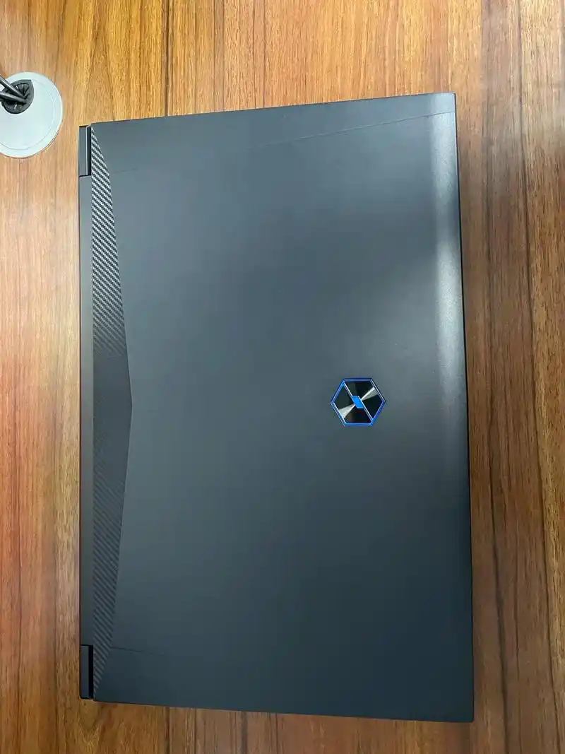 机械革命x3-s豪华版.上架机械革命x3-s豪华版一台,准新 - 抖音