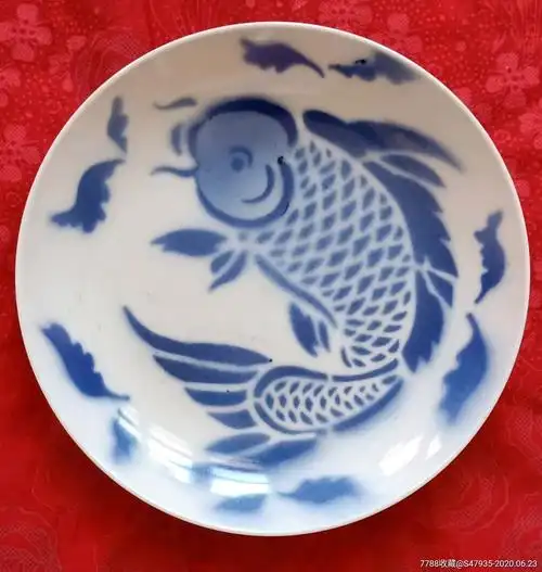青花鱼盘