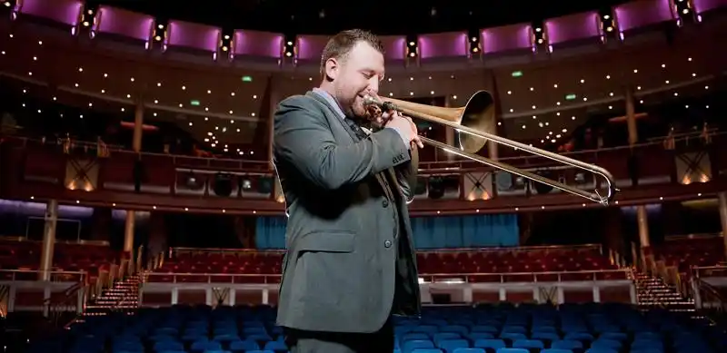 长号演奏口形正确的教学