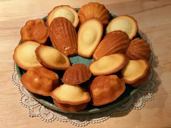 可可爱爱的法式小点心玛德琳蛋糕