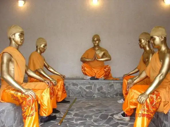 > 认识我们 > 十八铜人武术特技