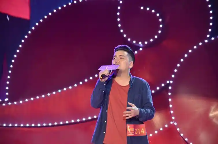 《中国好声音》新疆阿克苏温宿赛区总决赛,蔡治勇摄.